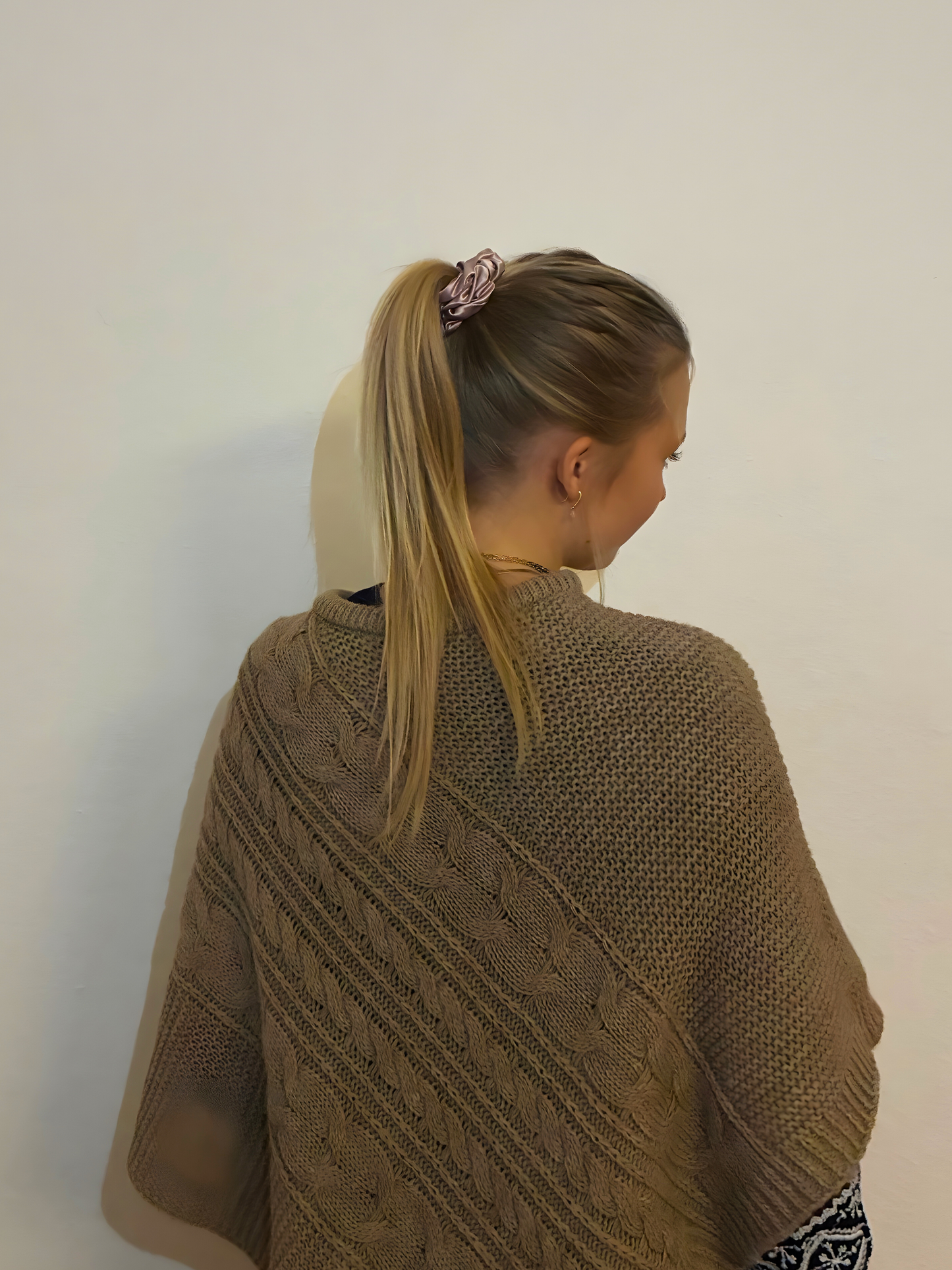 Exclusive Silk Hairtie Dirty Pink